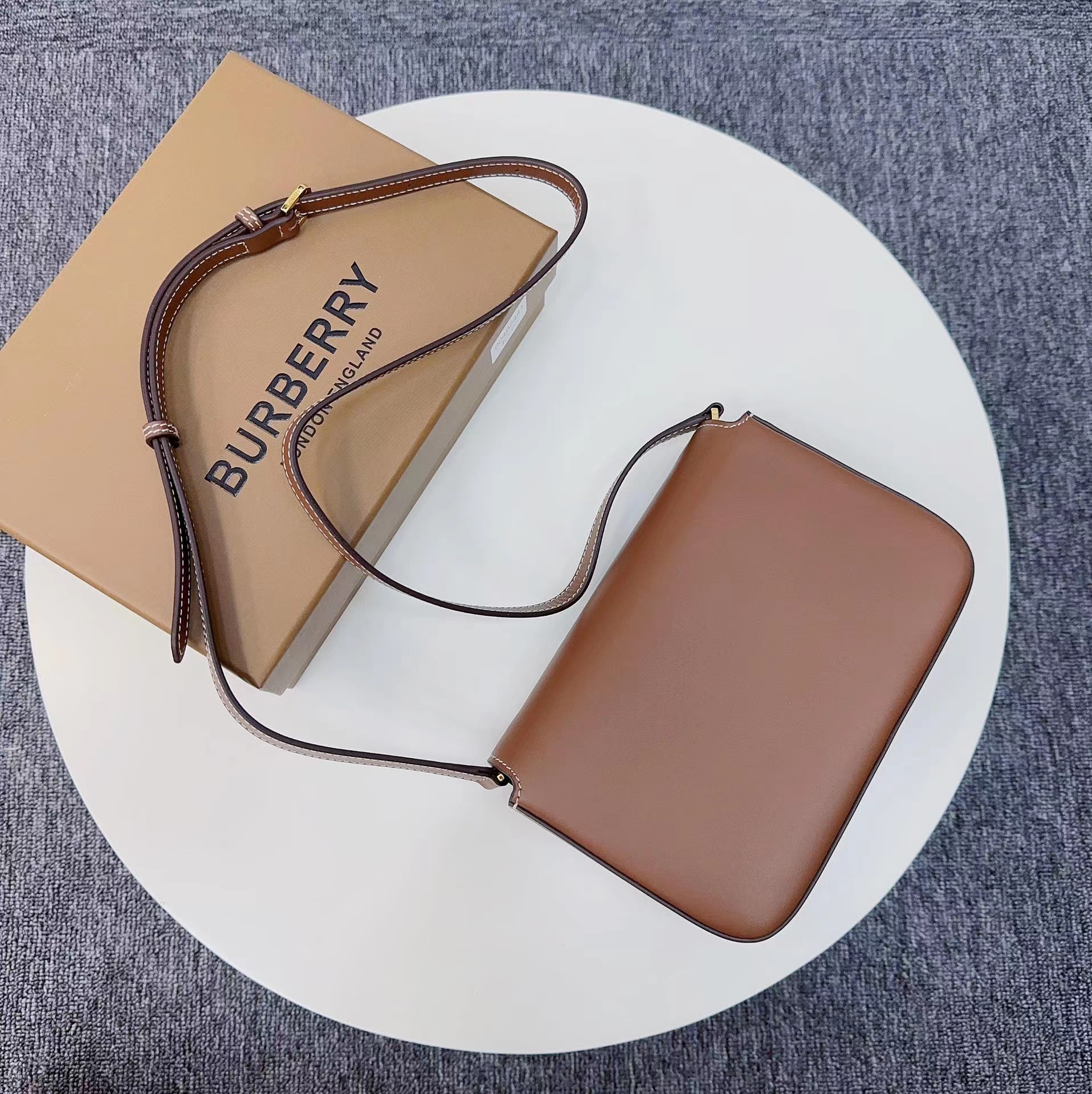 B**rry crossbody bag-19.5*7*16cm