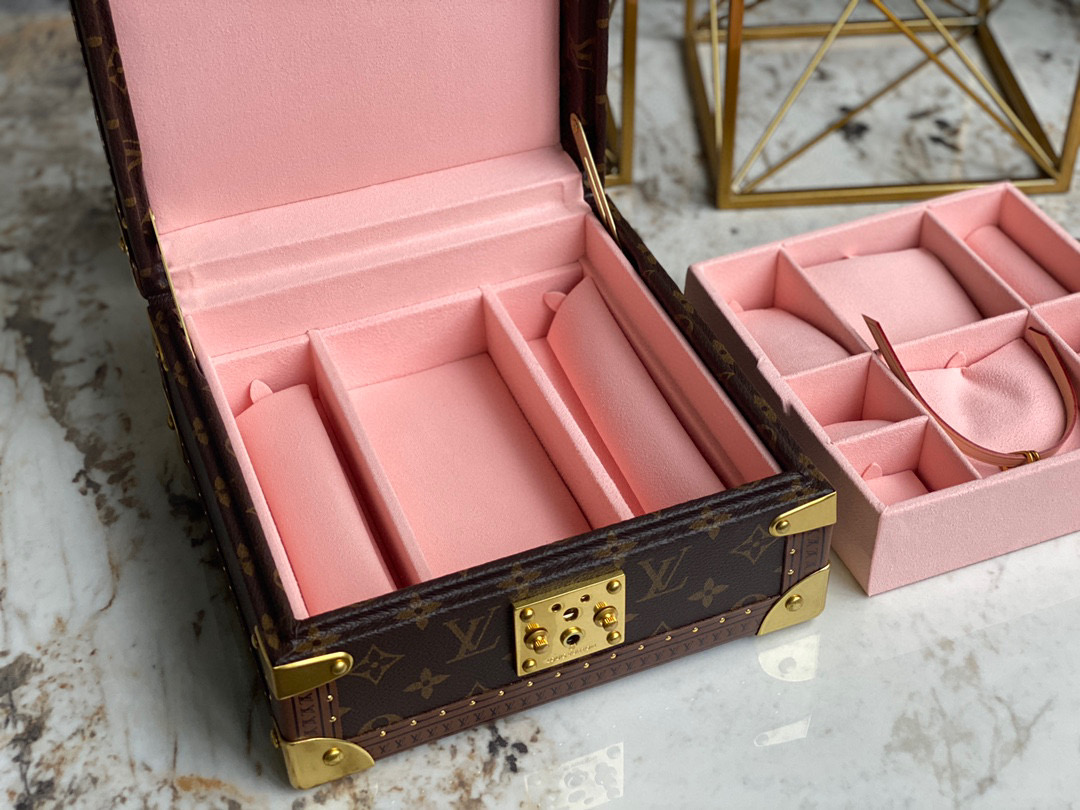 l0*is V*t0n jewelry box-m20040-23*11*23cm