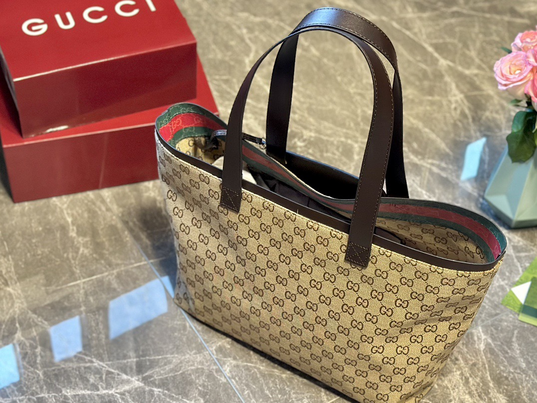 Gvc*1 tote-33.5*28cm