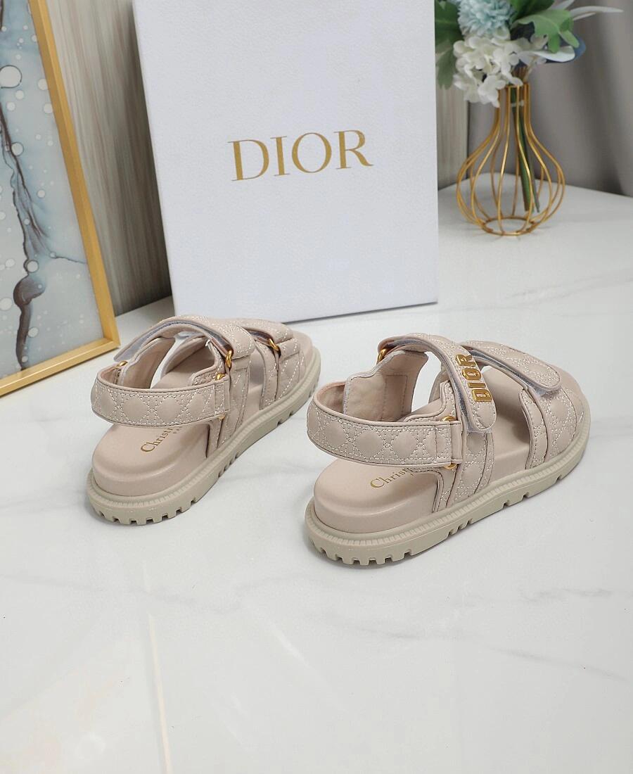 D*or sandals