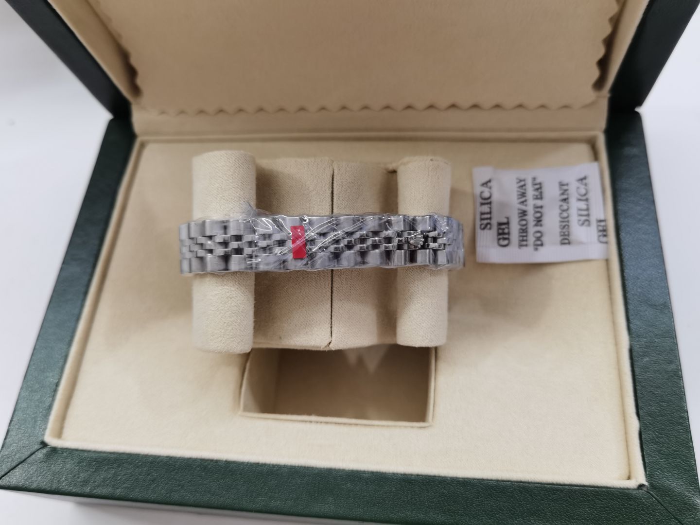 R*l*x lady-date just watch