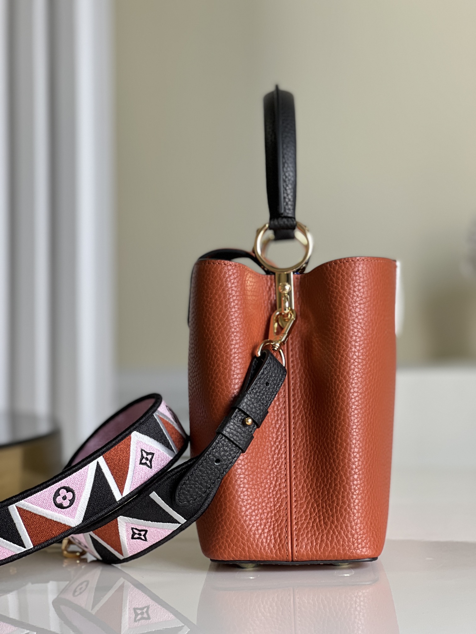 l0*is V*t0n capucines handlebag-27*18*9&32*20*11cm