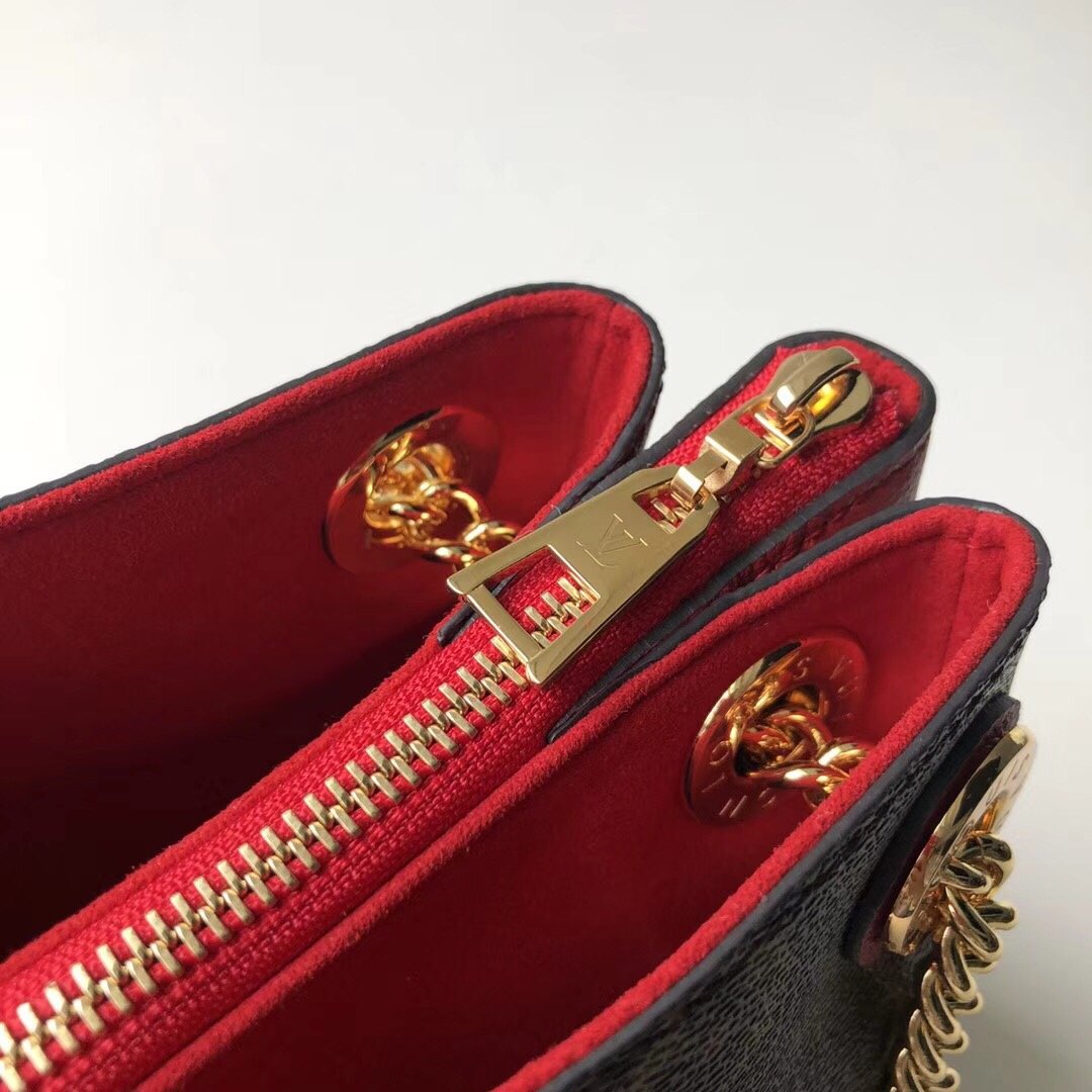 l0*is V*t0n surene bb-24*17*11cm