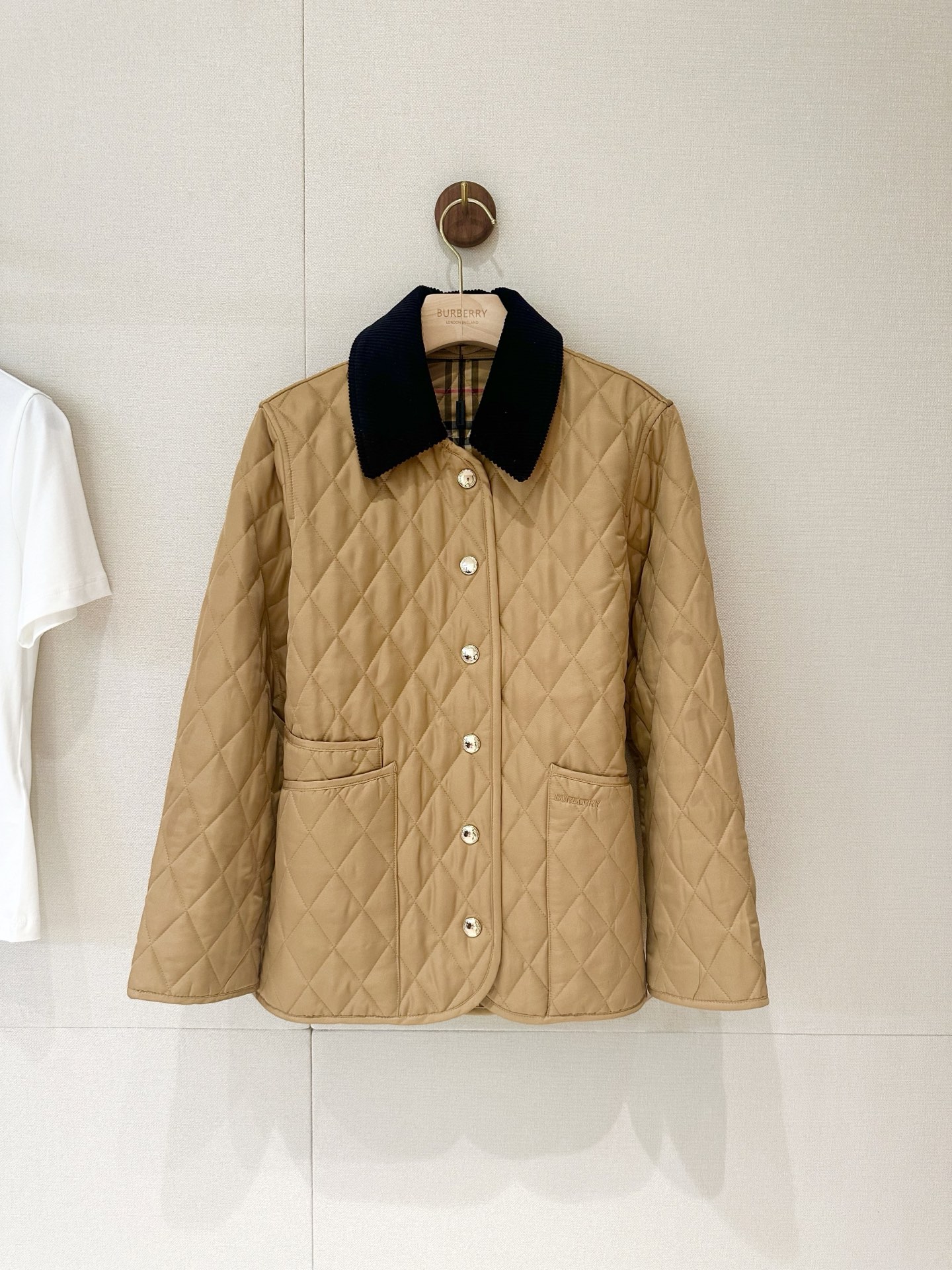 Burb*erry Quilted Barn Jacket | Brown