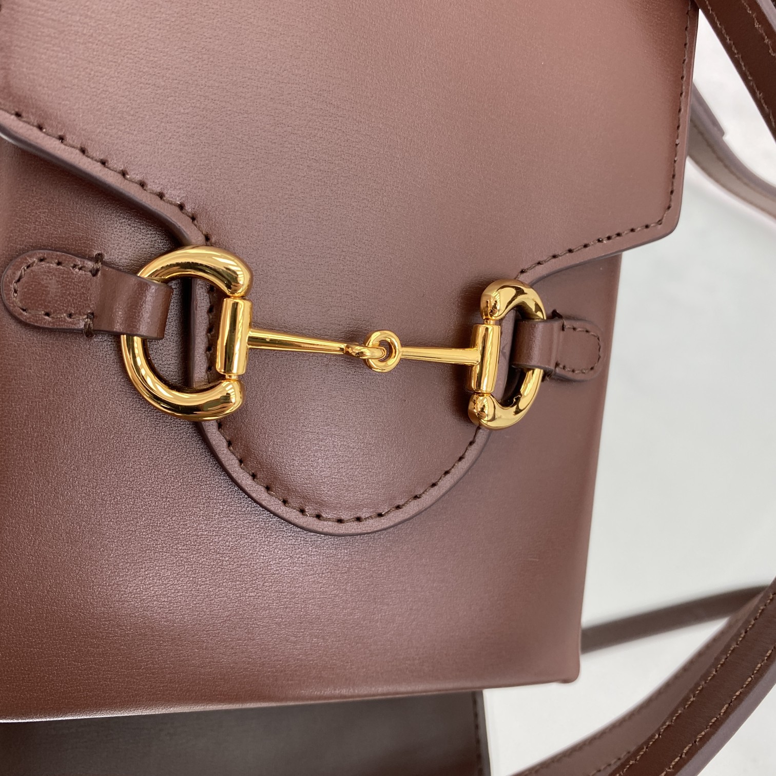 G*u*i liberty 1955 handbag-17x11x4cm