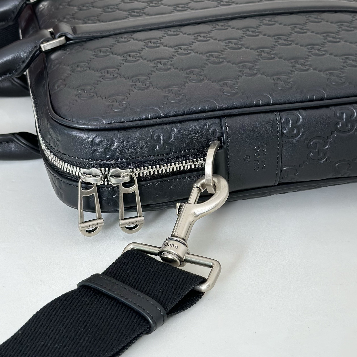 Guc*ci GG Emblem large briefcase -37*28*7CM