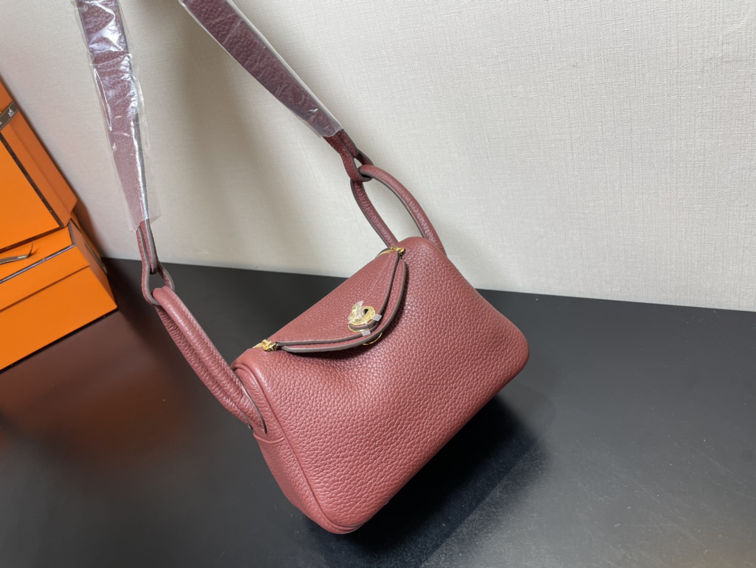 H**mes lindy 19-togo leather-19cm