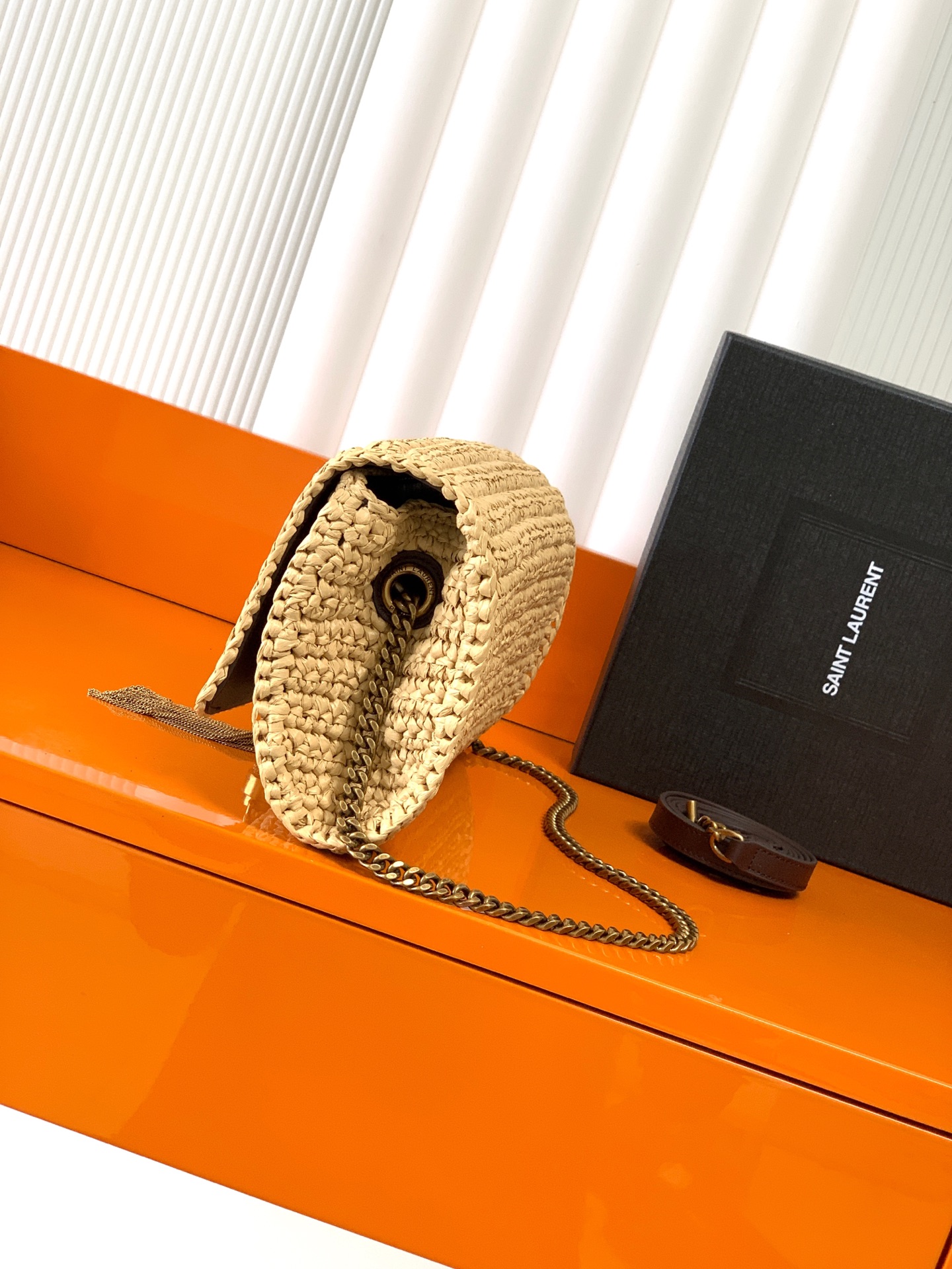 Y51 kate -26x13.5x4.5cm