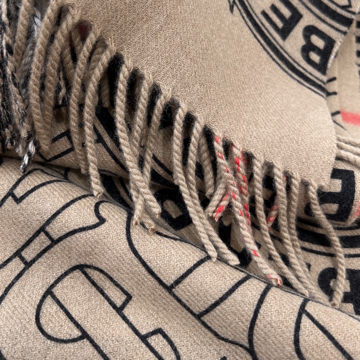 B**rry scarf-168x30cm