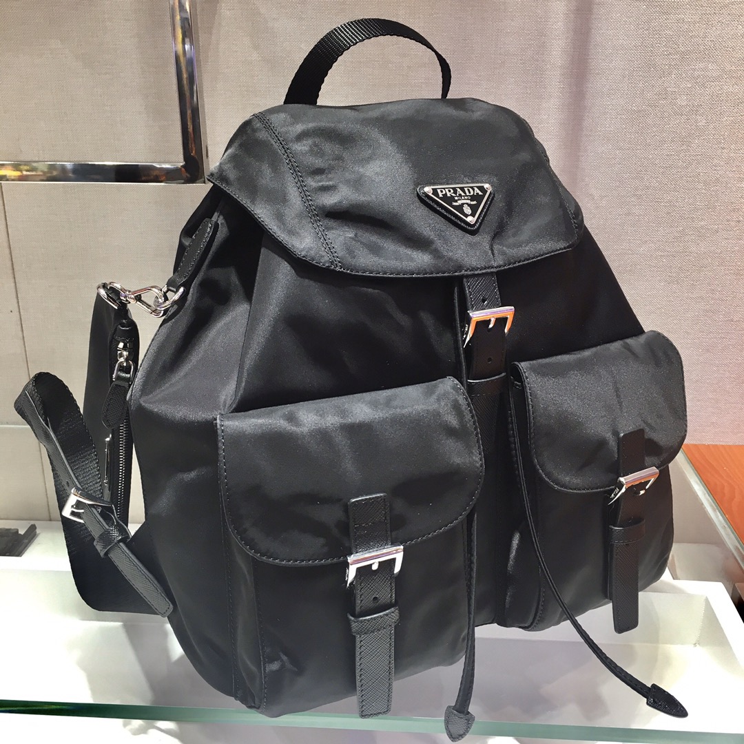 Pra*a backpack 1bz811-30*32*15cm
