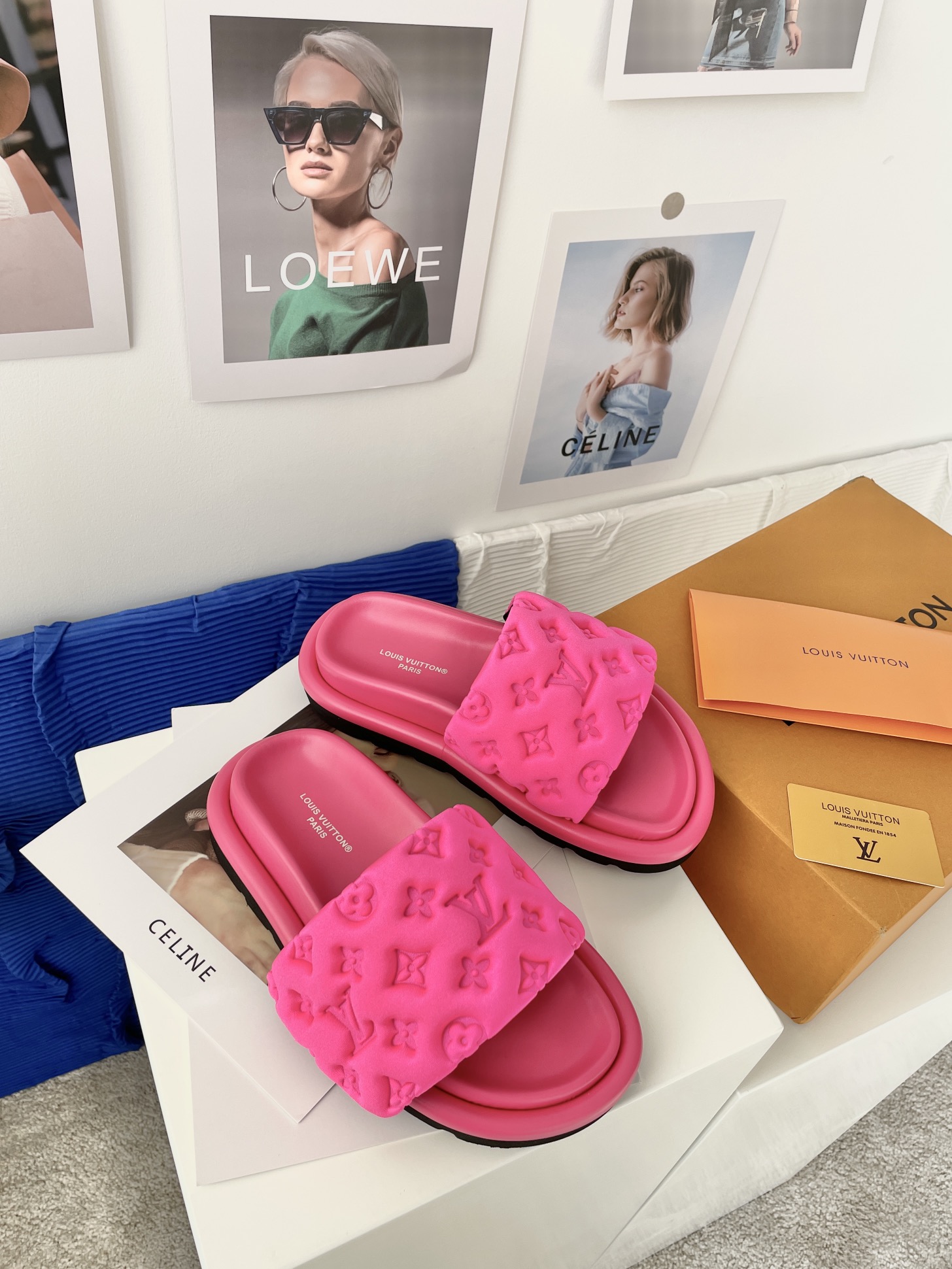 LV Pool Pillow Slides(EU35-41)