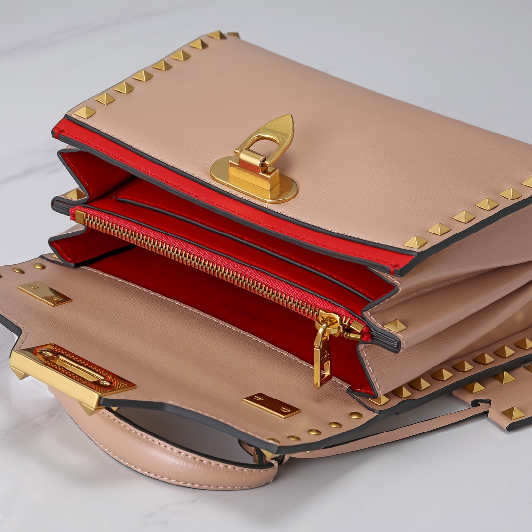 Va1e*ntin0 garavani rockstud alcove-22*17*9cm