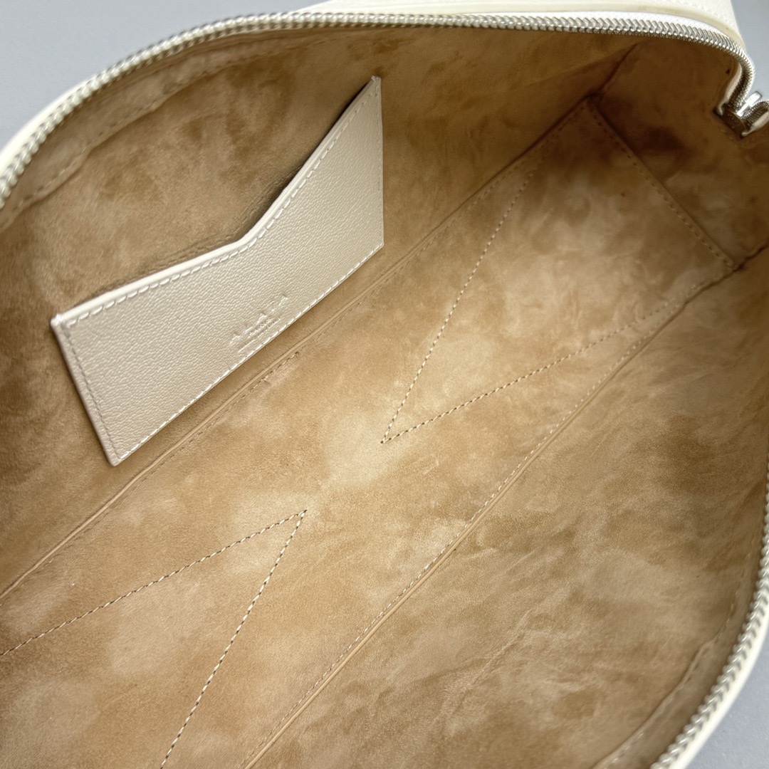 Alaïa Le Teckel "Sausage Dog" Shoulder Bag-32*13*10CM