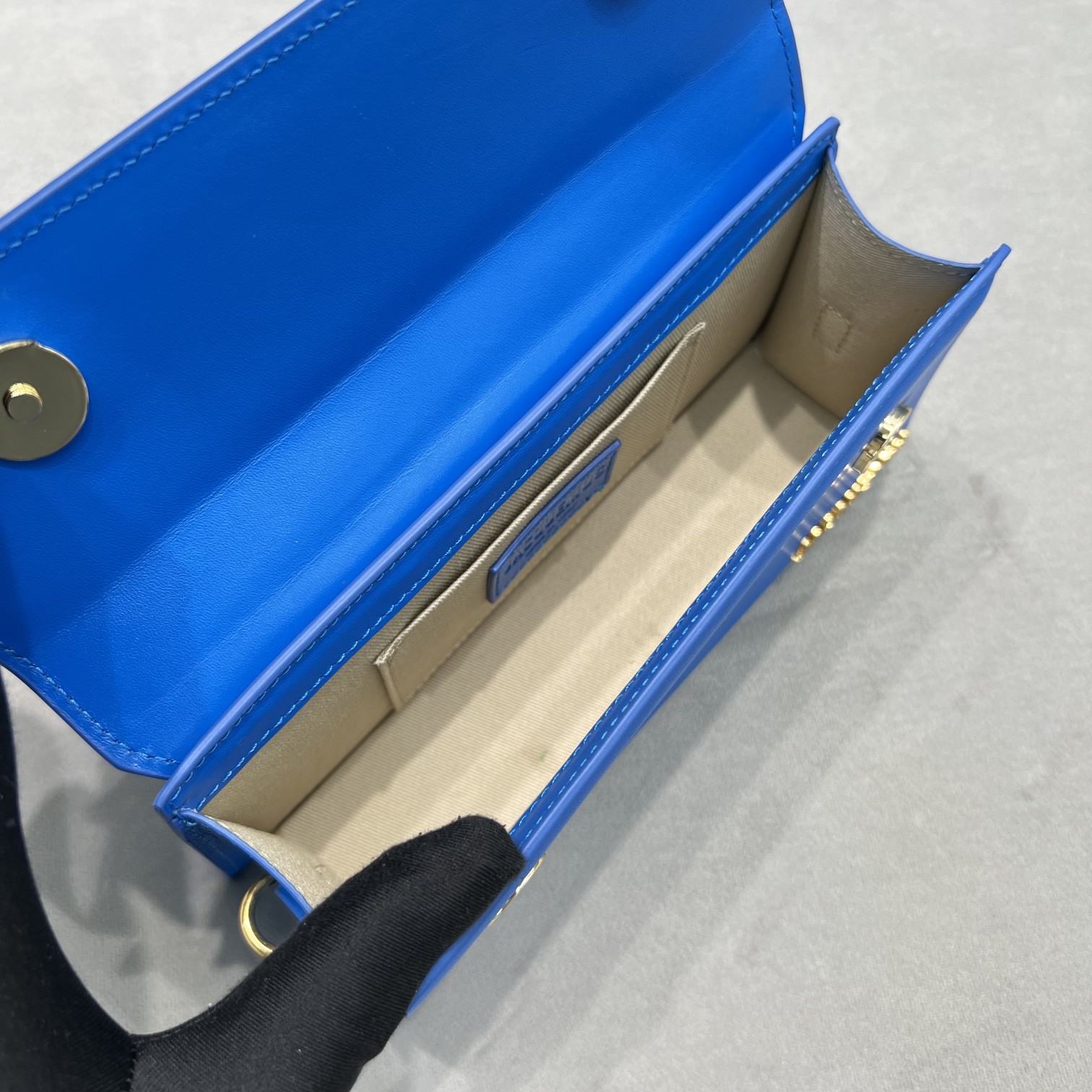 Ja*qvemvs handbags-21*10*6cm