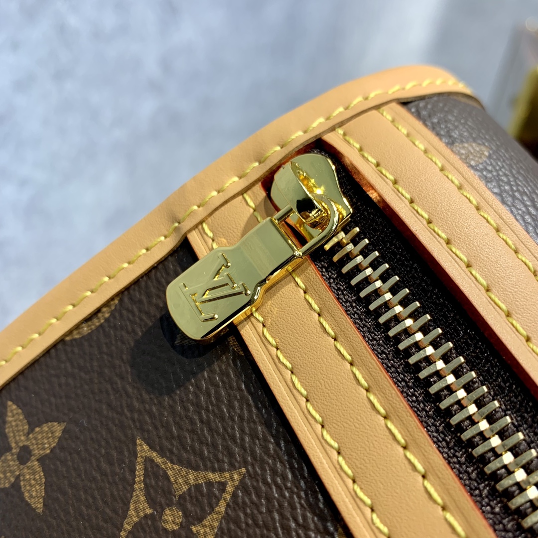 l0*is V*t0n m40106 vintage bag-18×4×16cm