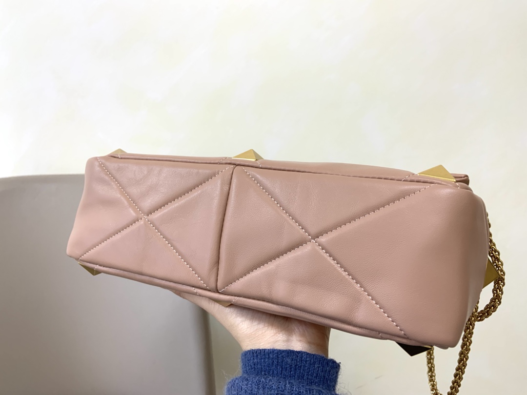 Valentin0 Garavani Roman Stud-Large Size-30*20*12CM