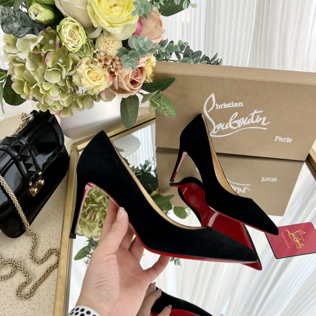 Ch**an louboutin heels