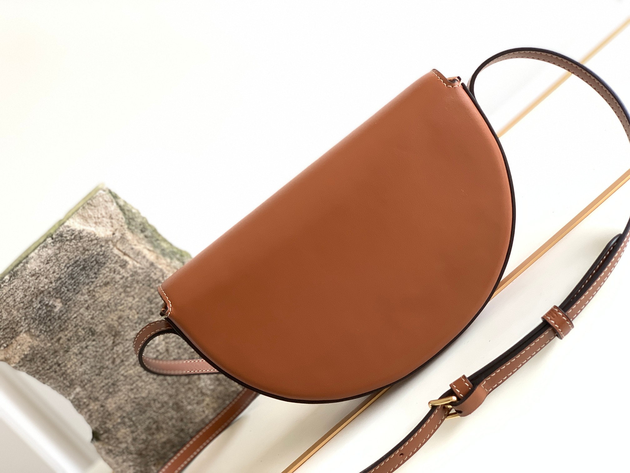 Ce**e besace triomphe bag-23*13.5**6cm