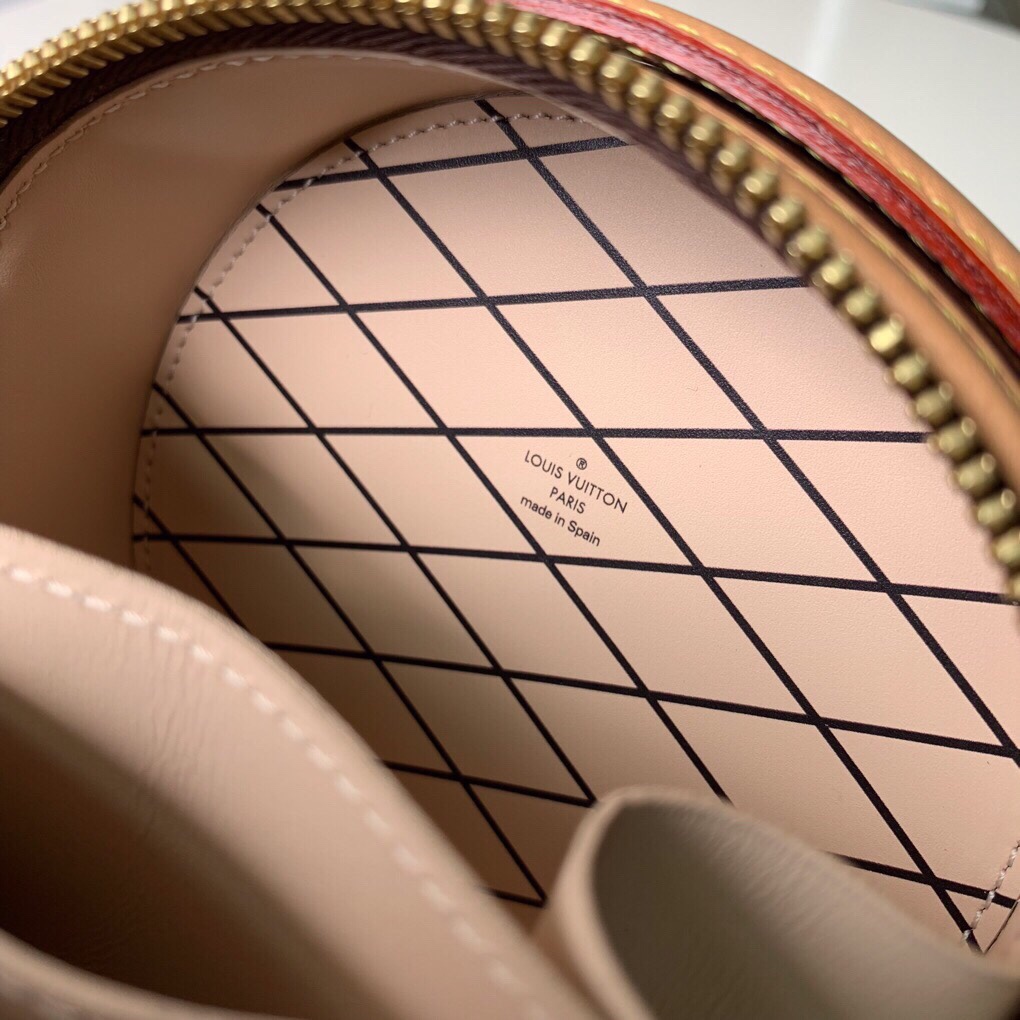 l0*is V*t0n mini boite chapeau-13*12*6.5cm