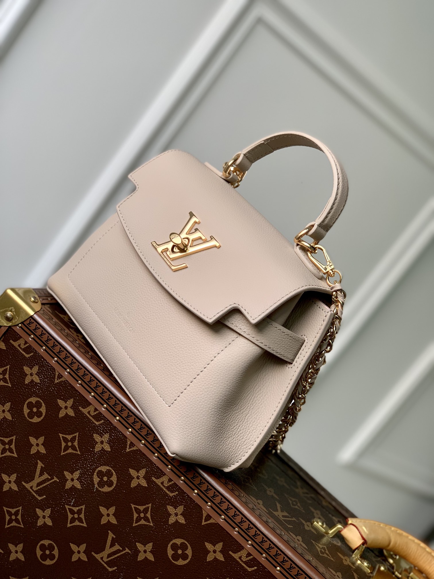 l0*is V*t0n lockme ever 23x17x10cm