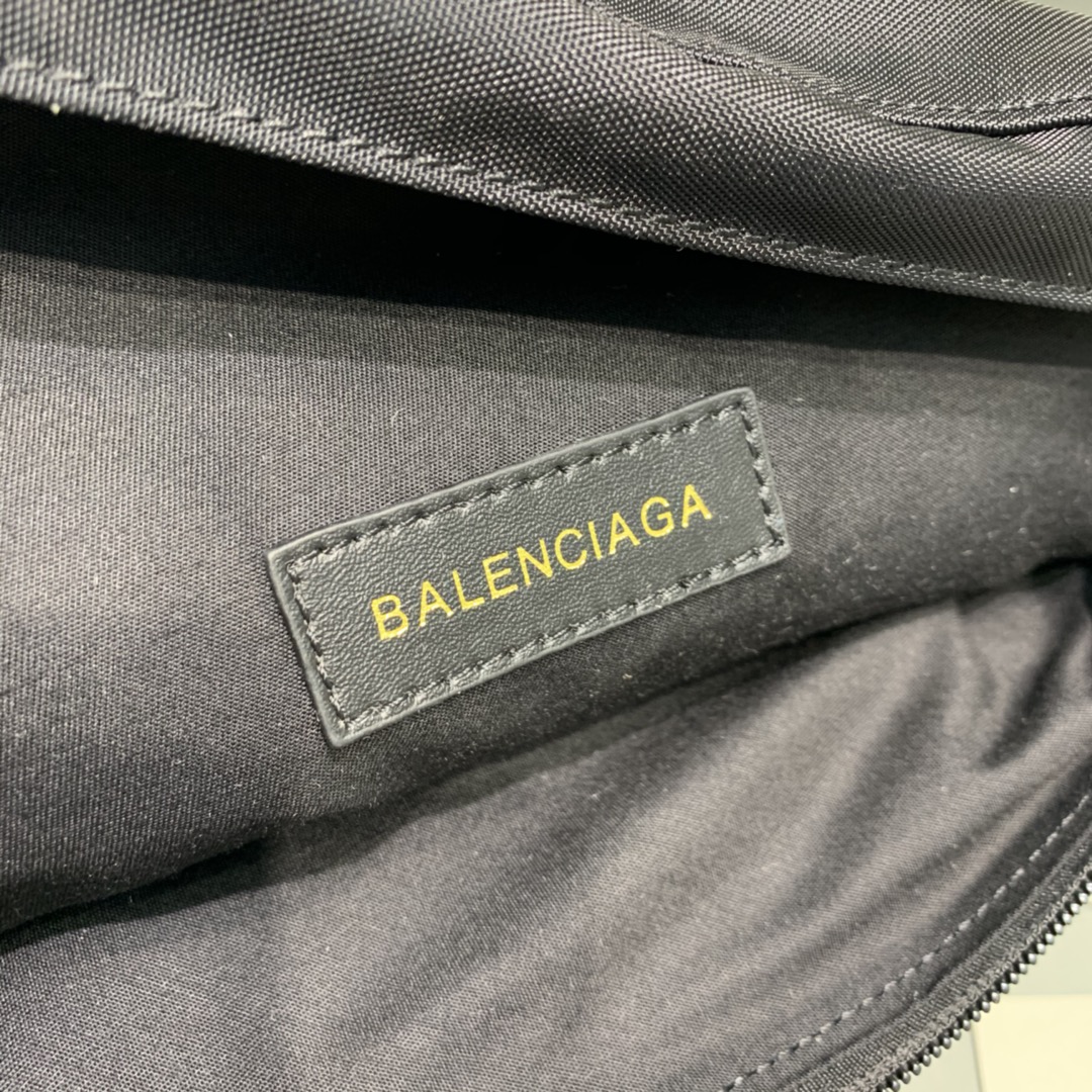 Ba*len*cia*ga wheel logo waist bag-23*5*20cm
