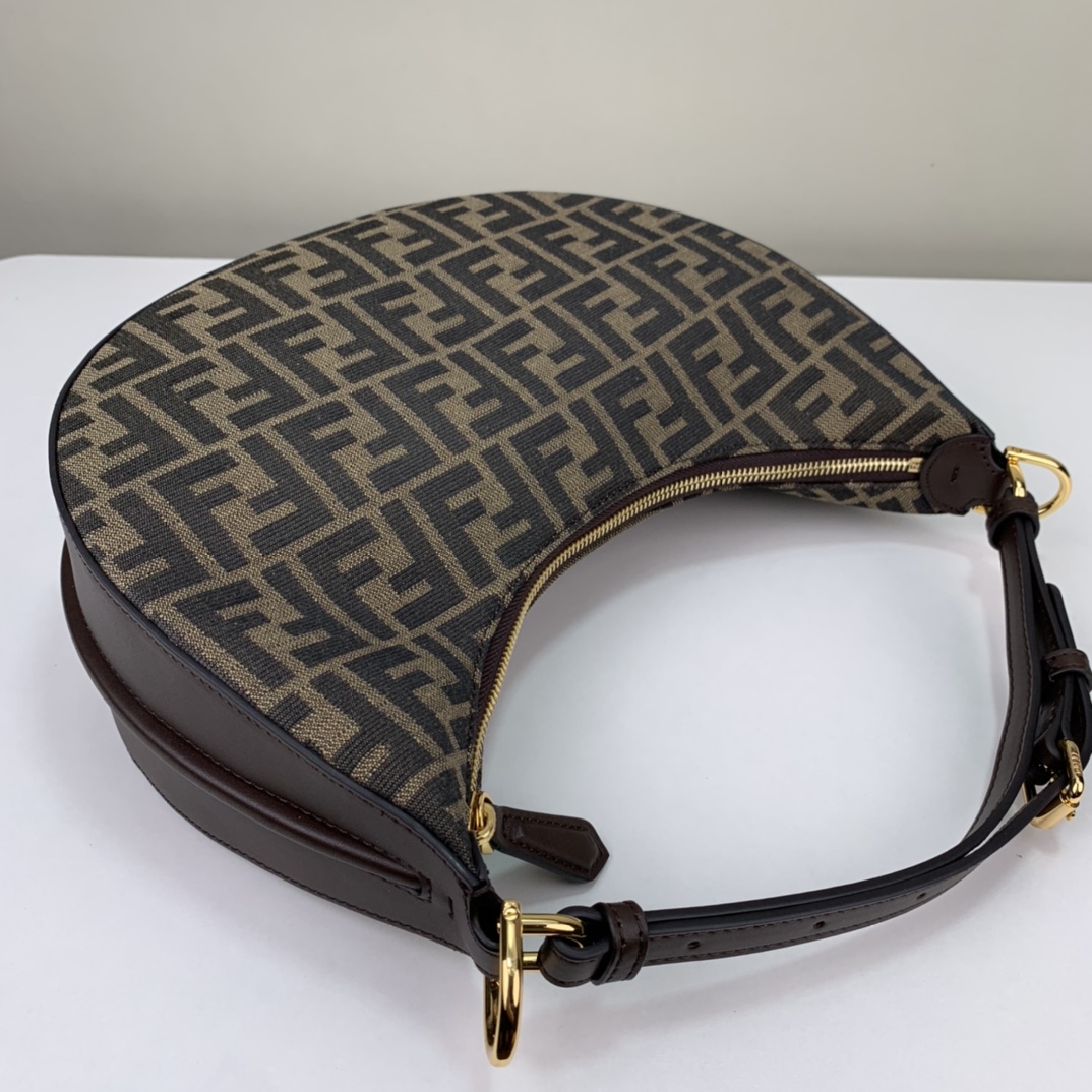 F**di graphy bag-29 x24.5 x10cm