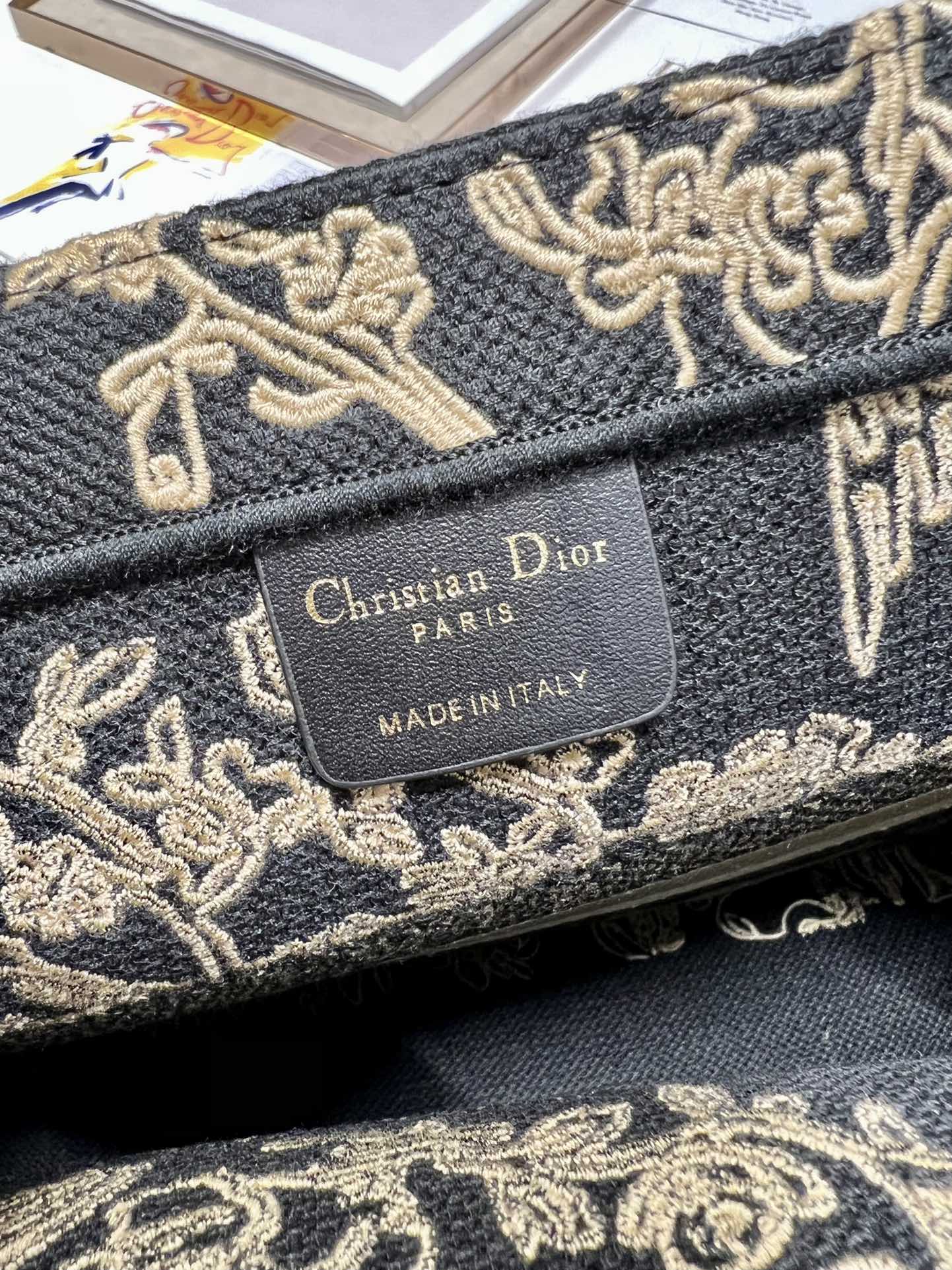 D*or small book tote-36*18*28cm