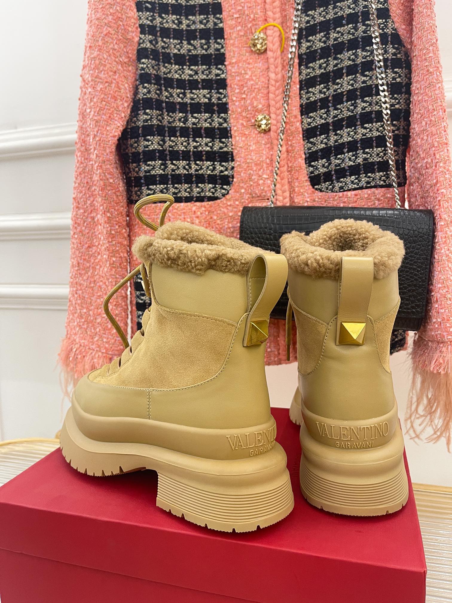 Va1e*ntin0 boots(eu35-41)