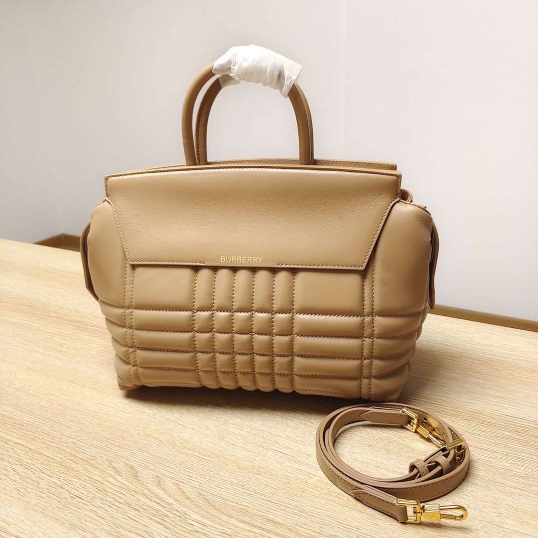 B**rry tote bag-28 x 13 x 23cm