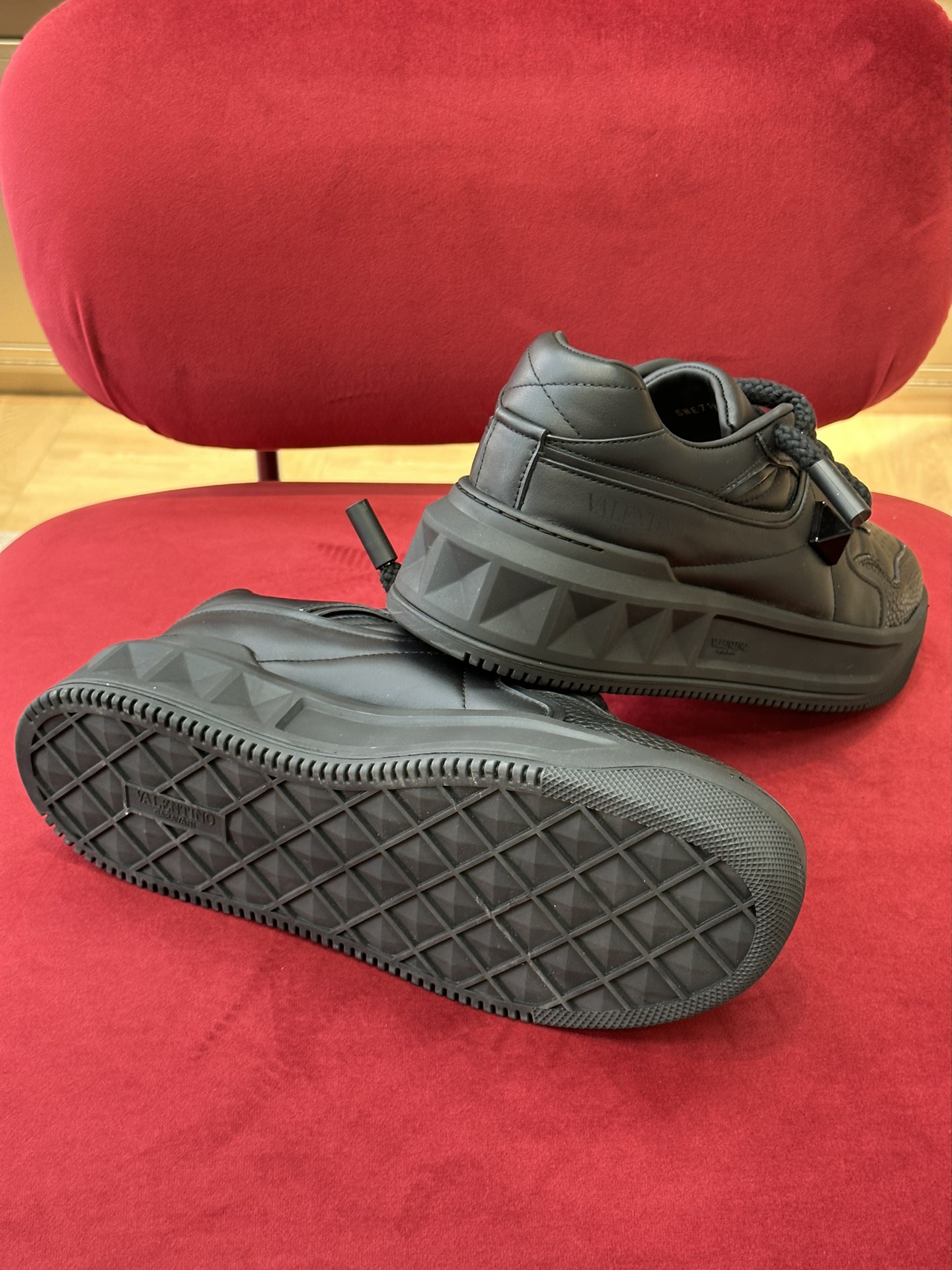 Va1e*ntin0 sneaker(eu35-45)