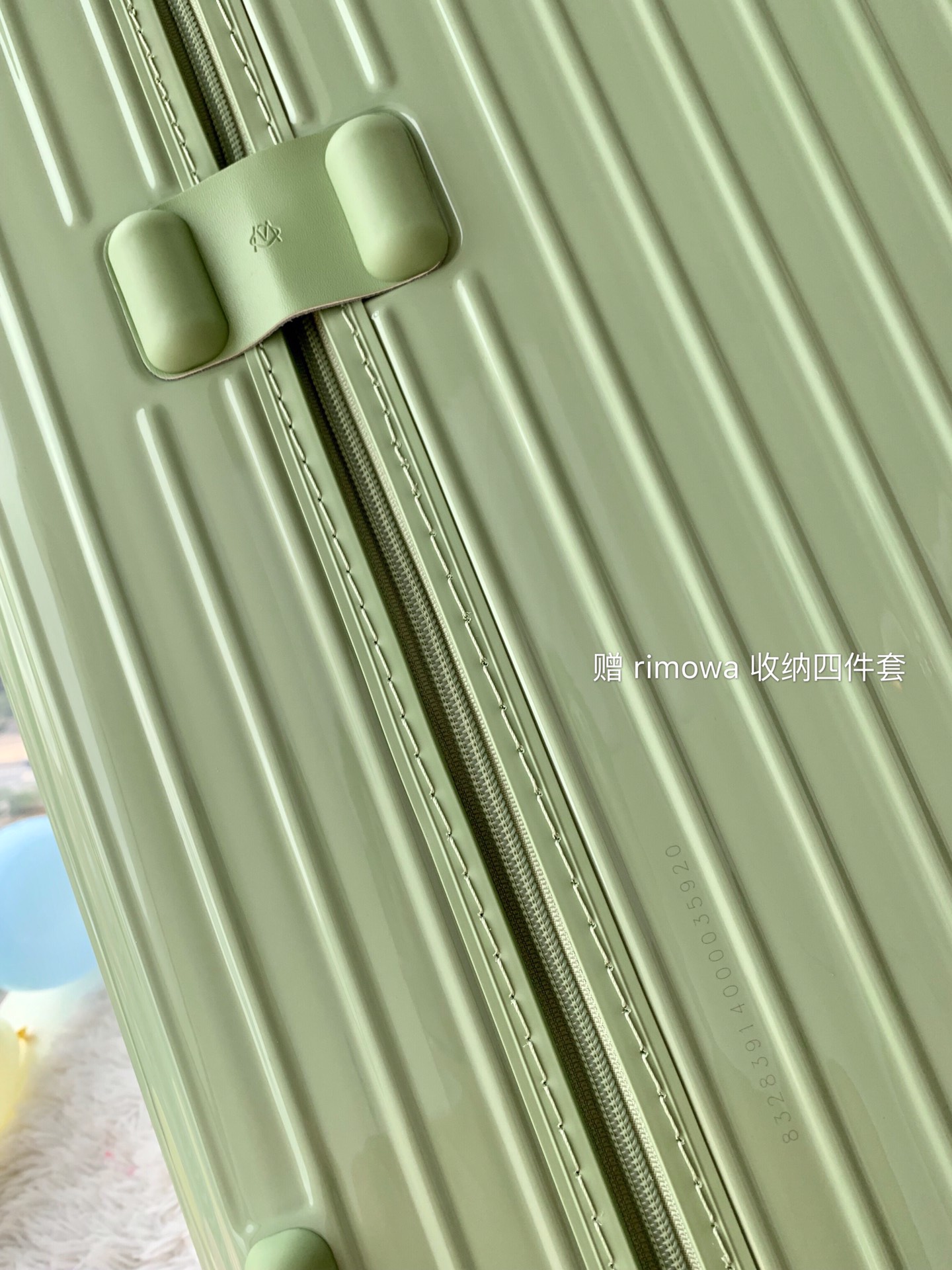 r1m0wa essential ttrunk plus lU*gage-29&31inch