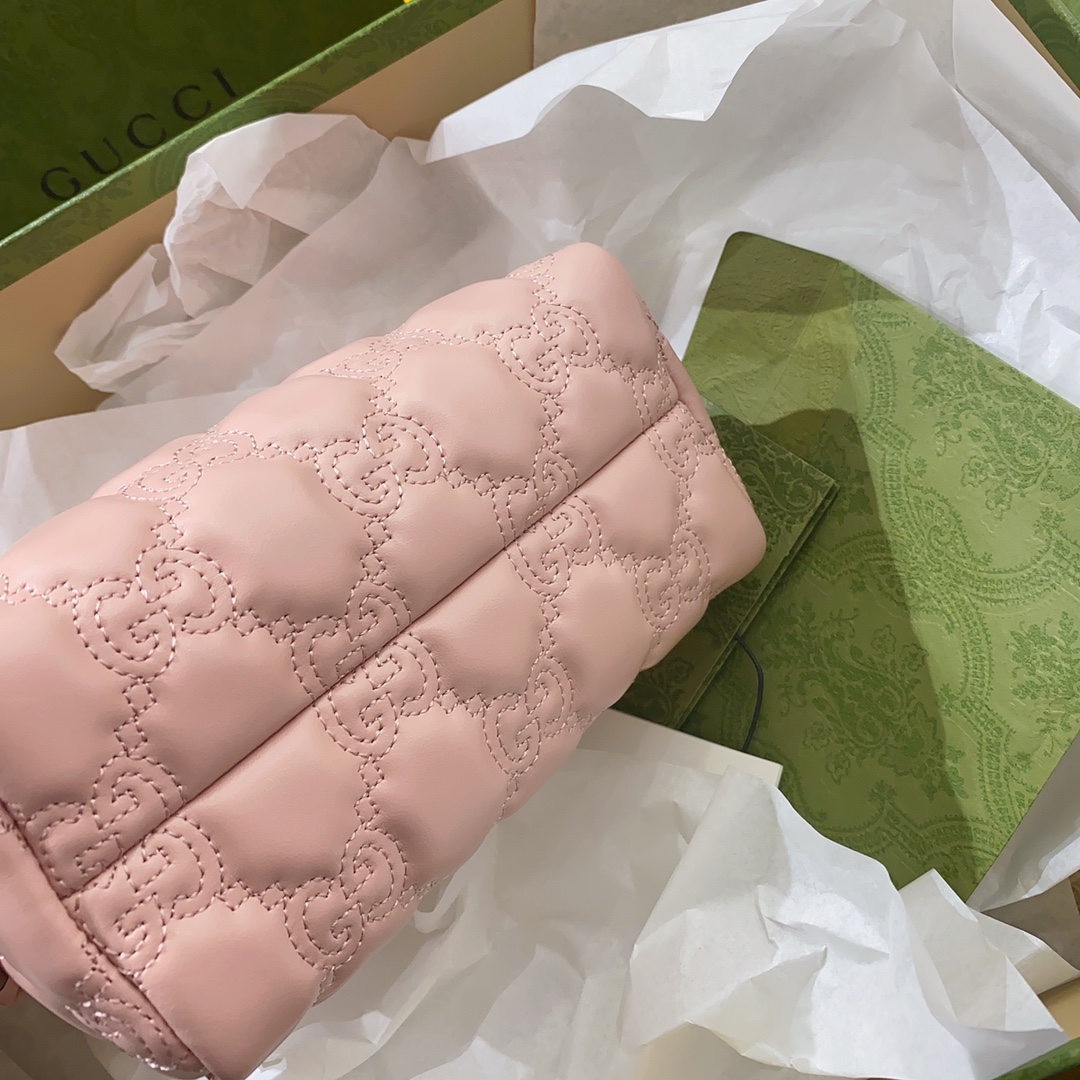 G*u*i gg matelassé cosmetic bag-16*12.5*9cm