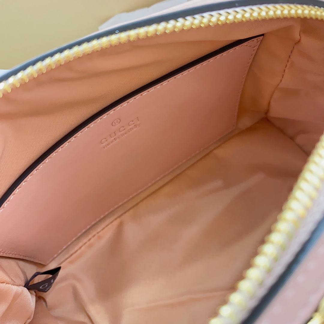 G*u*i gg matelassé cosmetic bag-16*12.5*9cm