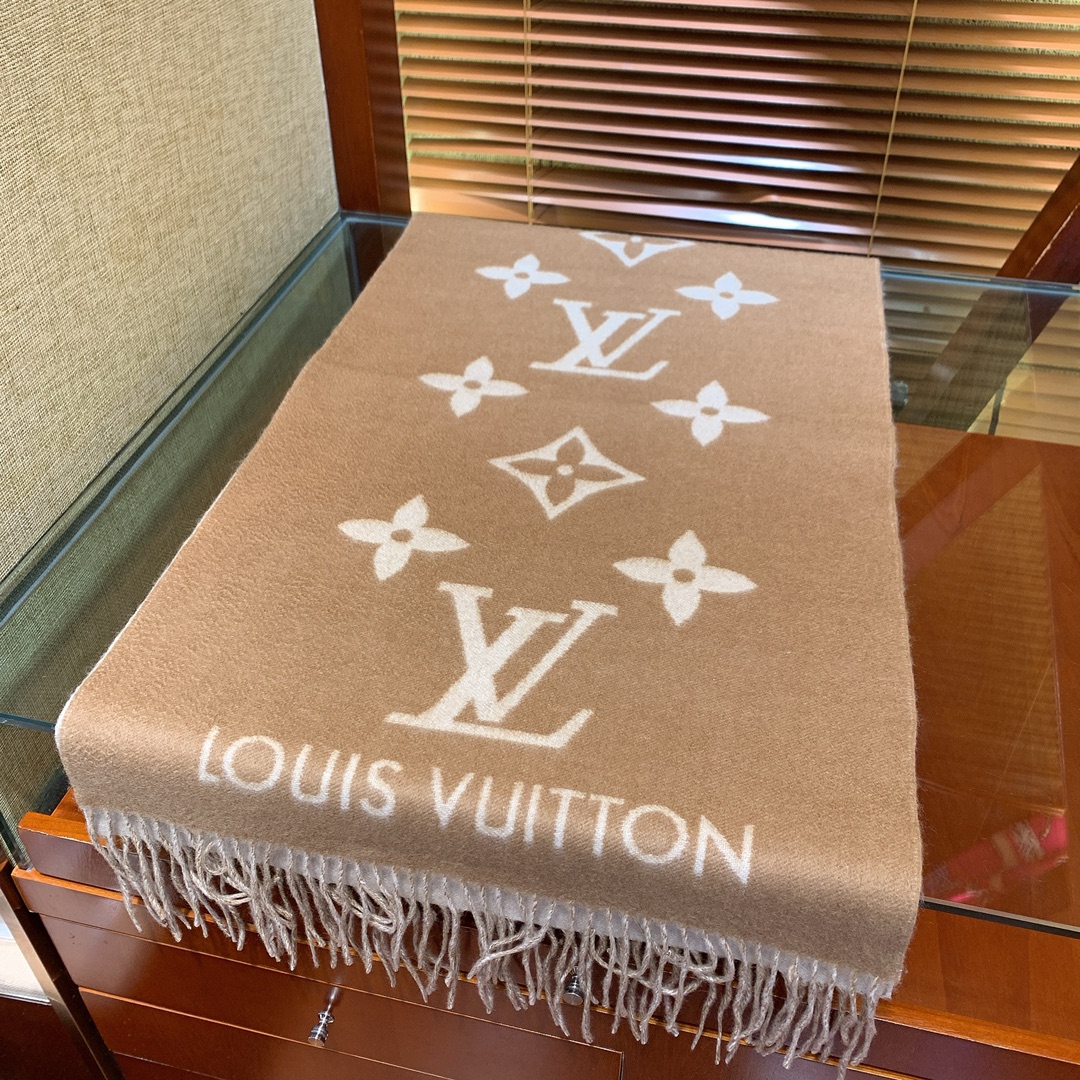 l0*is V*t0n scarf-191 x 46cm