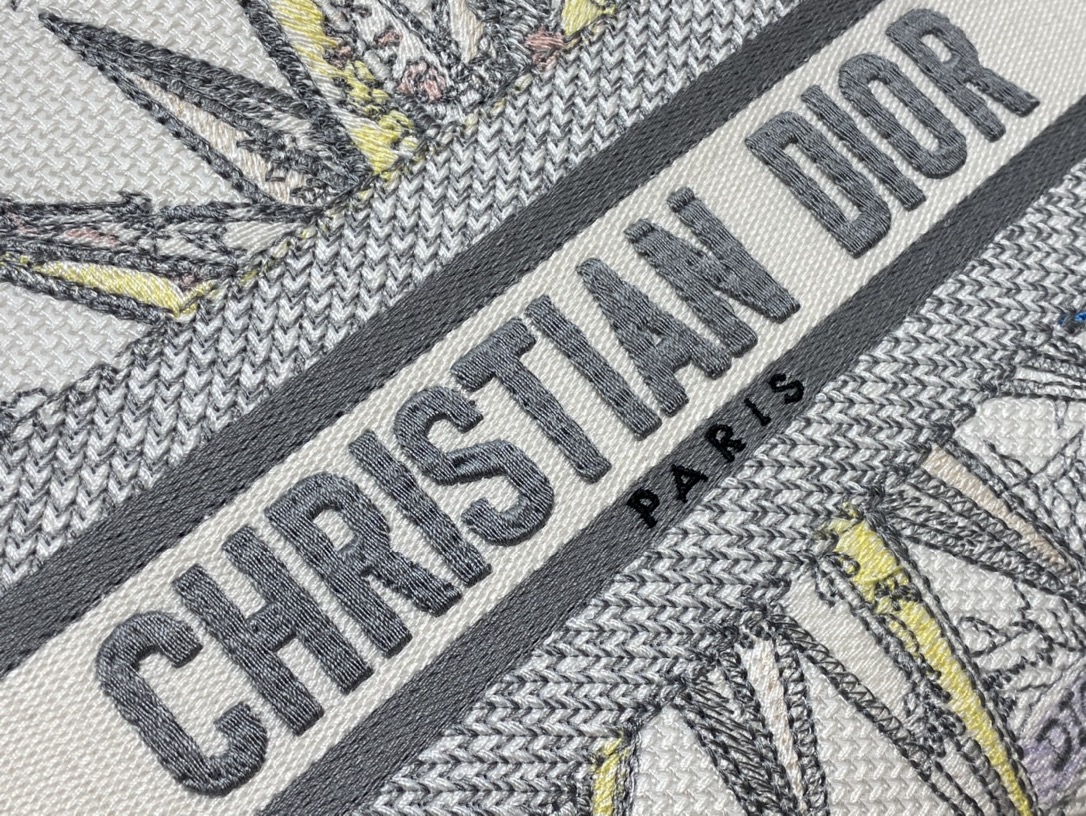 lady D*or handle bag-24cm