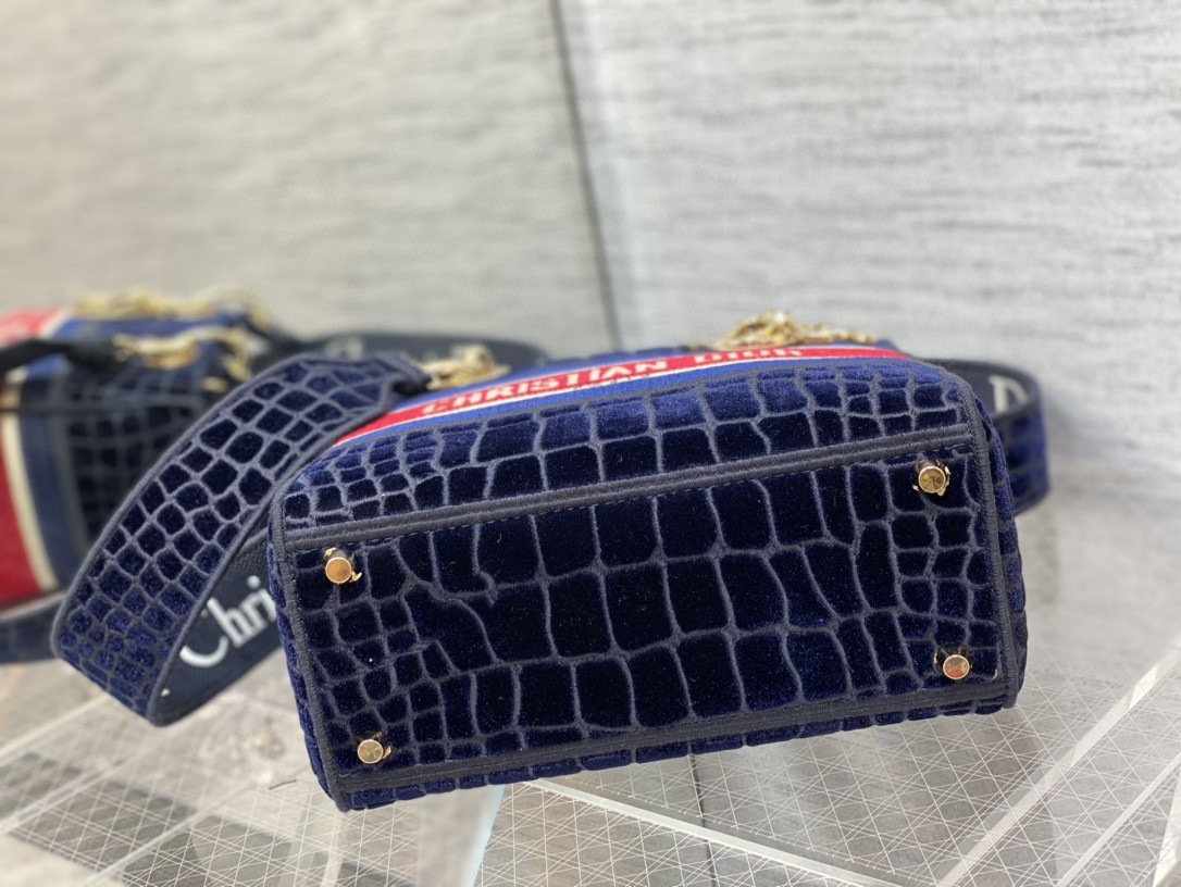 lady D*or handle bag-24cm