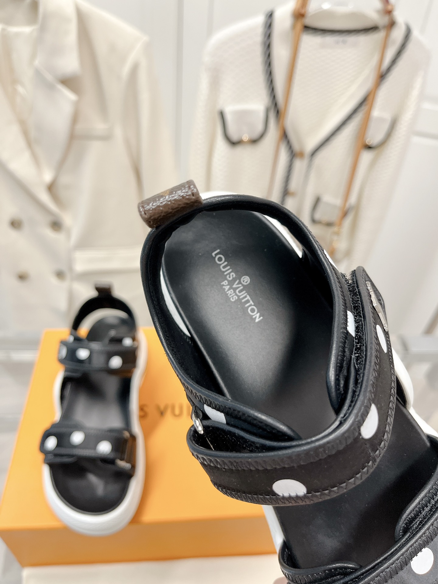 l0*is V*t0n archlight heels(eu35-41)