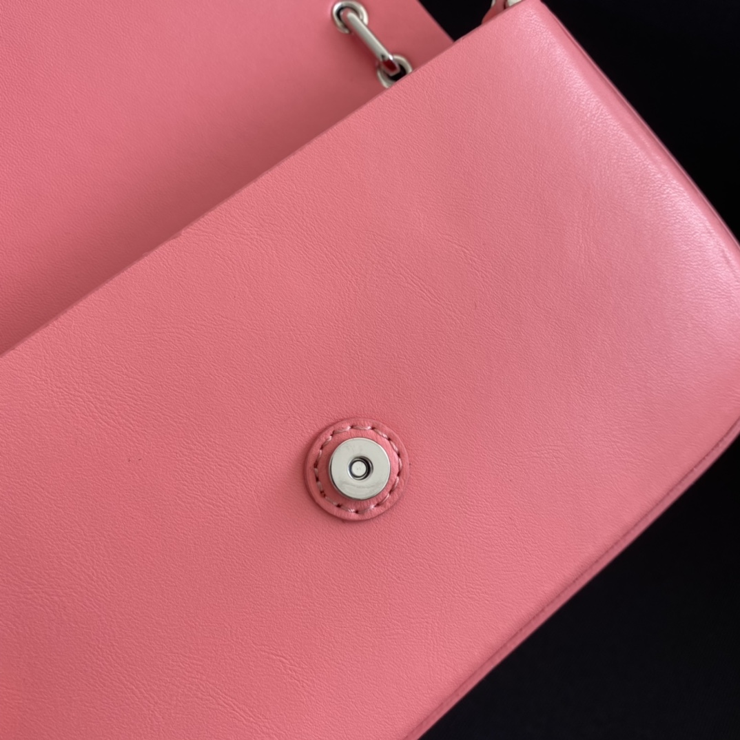 F**di baguette bag-19×14×4cm