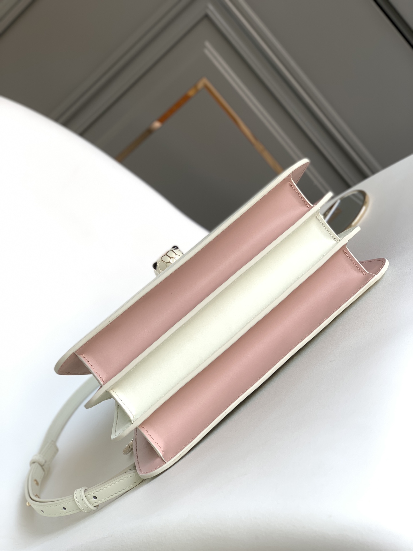 B*l*ai serpenti forever bag-22.5*18.5*1cm