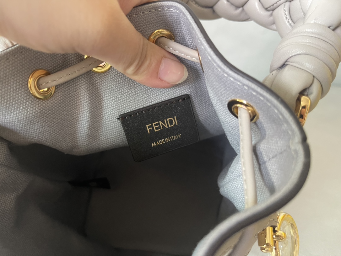 F**di mini mon tresor bag -12x18x10cm