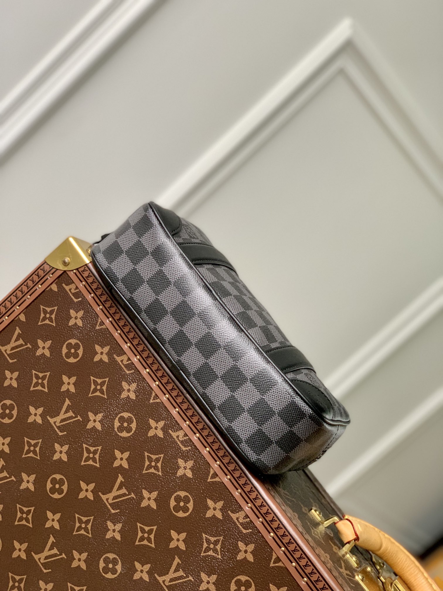 l0*is V*t0n pochette kasai -25 x 15.5 x 6.5 cm