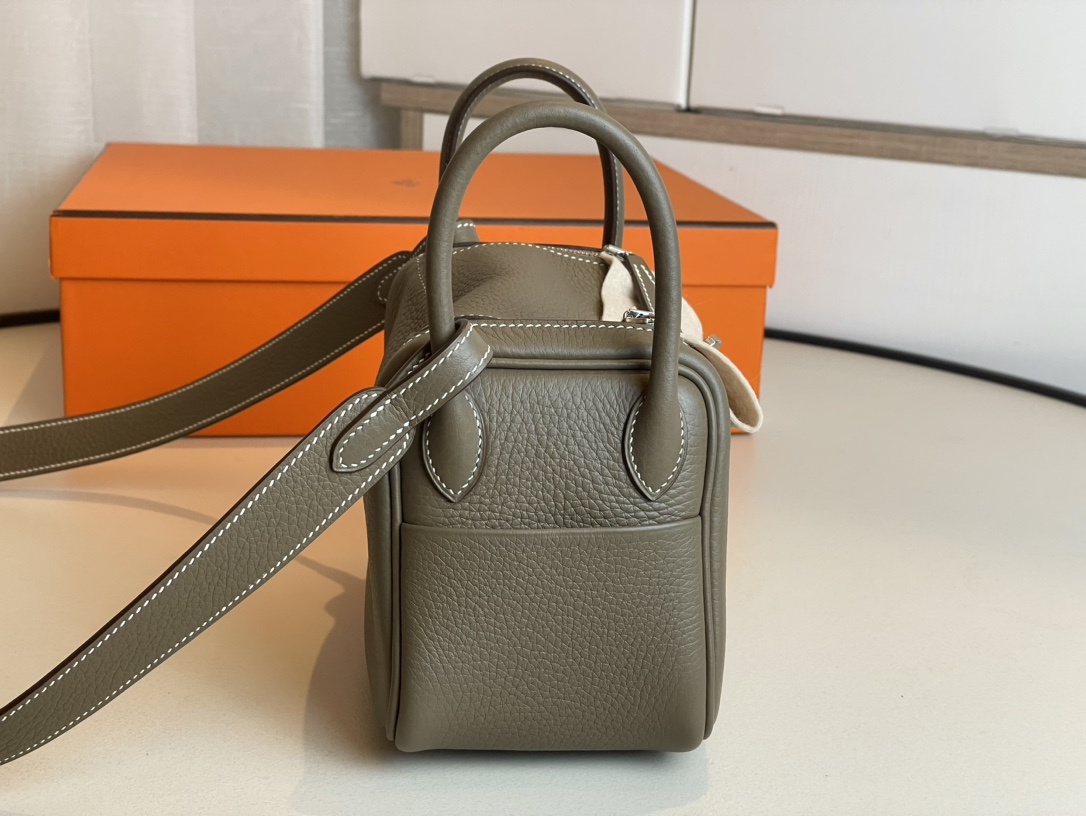 H**mes lindy 19-togo leather-19cm