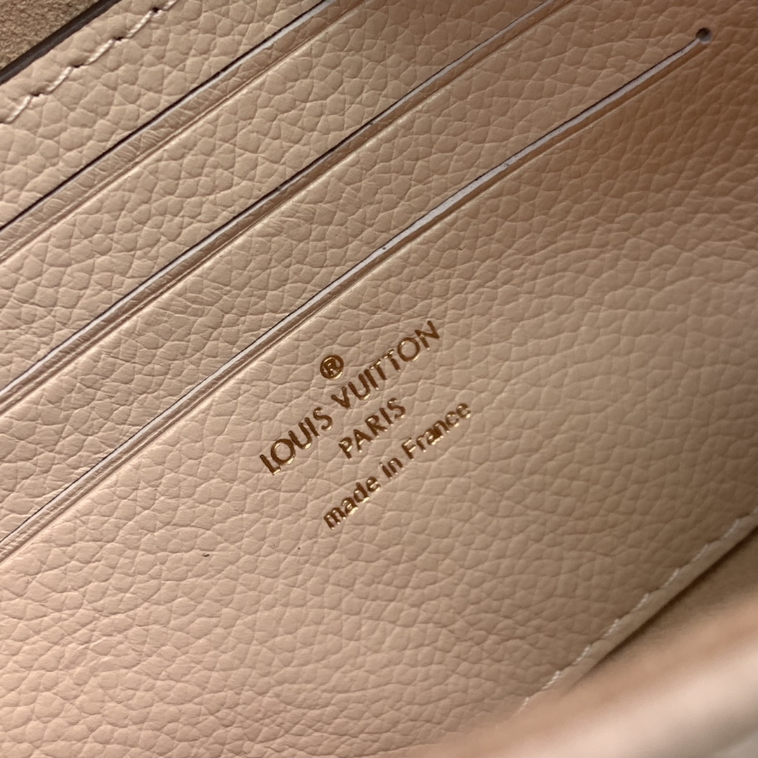 l0*is V*t0n wallet on chain ivy-23.5 x 12.0 x 4.3 cm