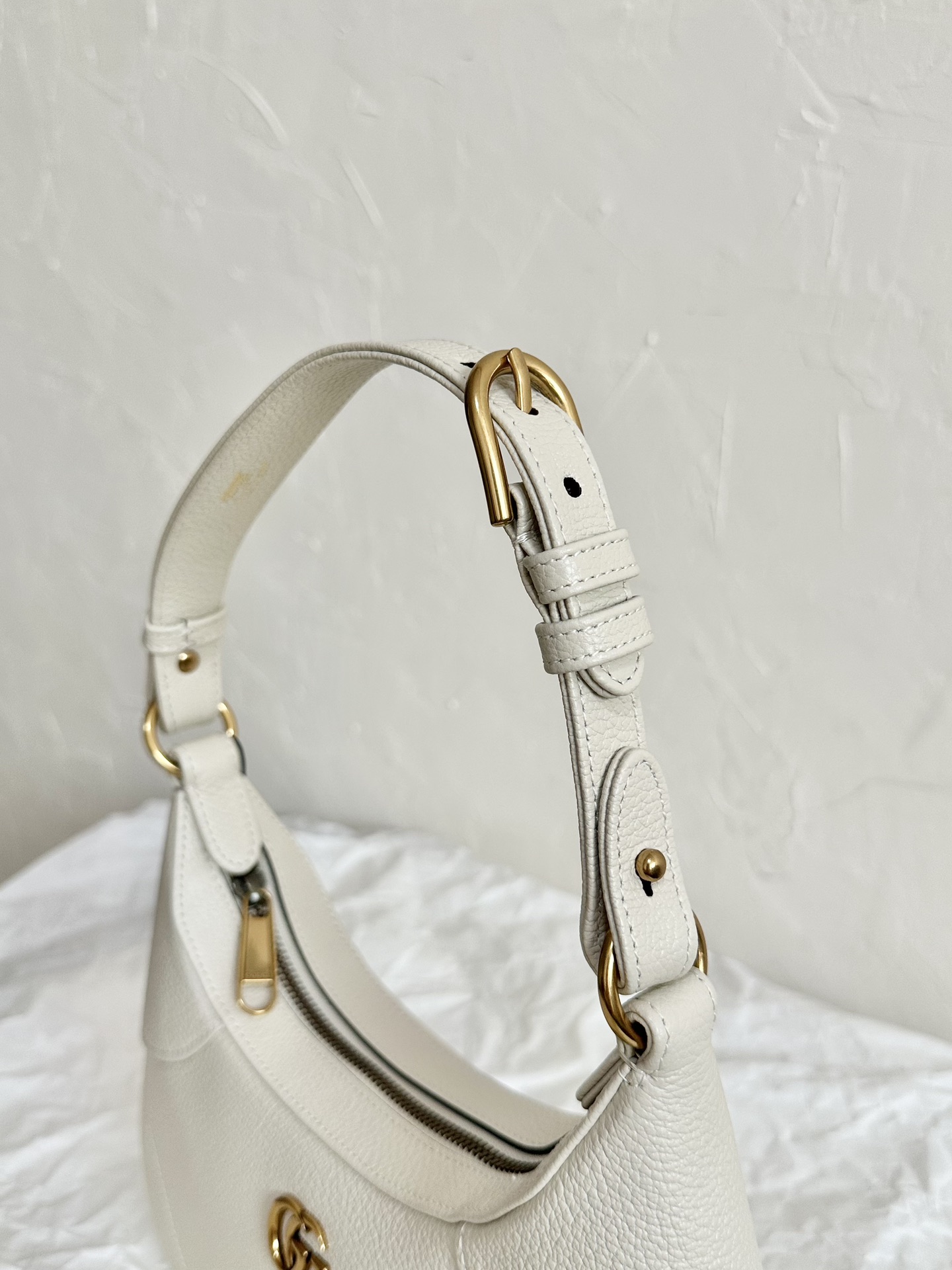 G*u*i aphrodite bag-25×19×7cm