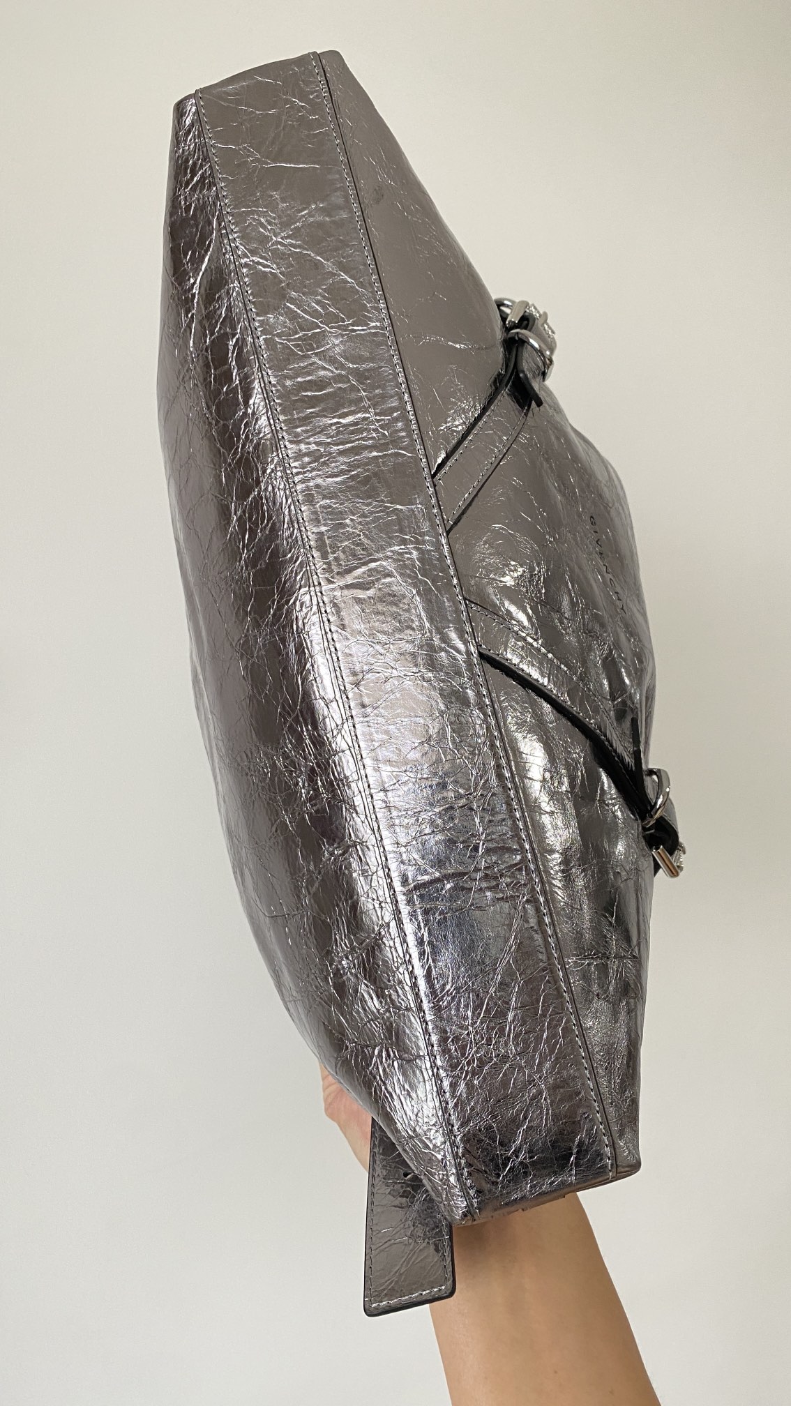 G1uenchy voyou tote-40*27*6.5cm