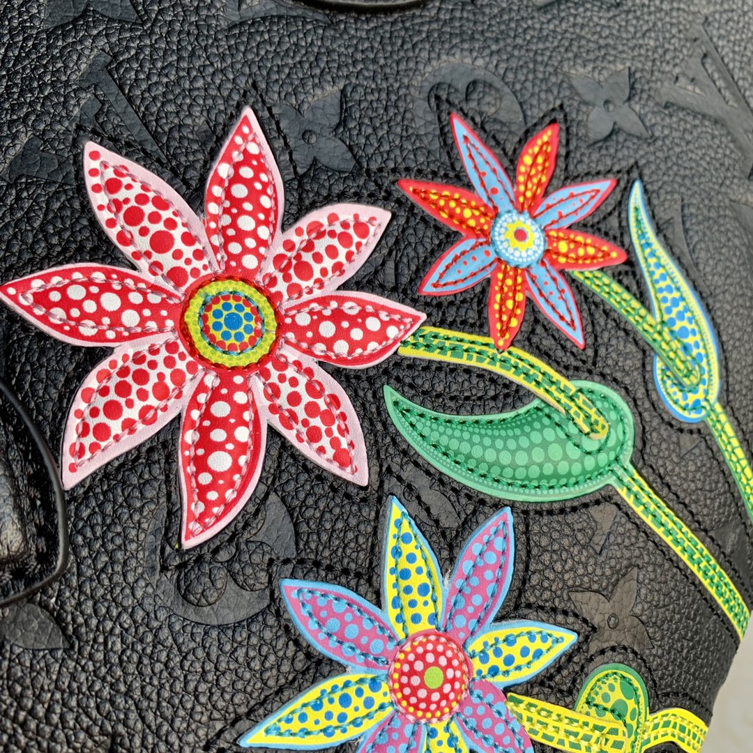 l0*is V*t0n onthego handbag- m21732-25*19*11.5 cm