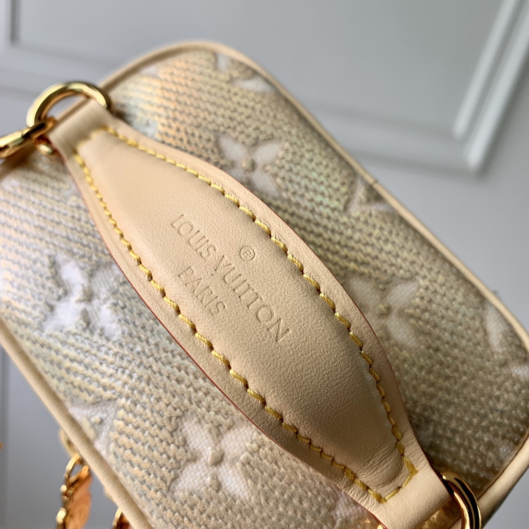 l0*is V*t0n micro vanity-11*10*8cm