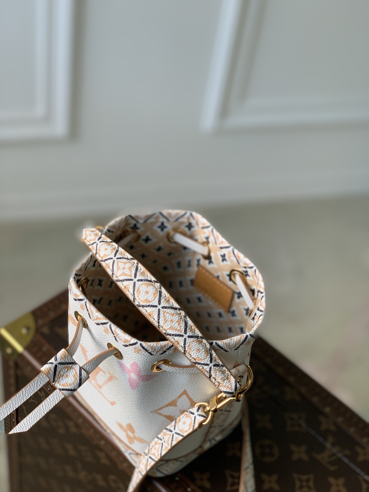 l0*is V*t0n nano noé-13*16*10cm