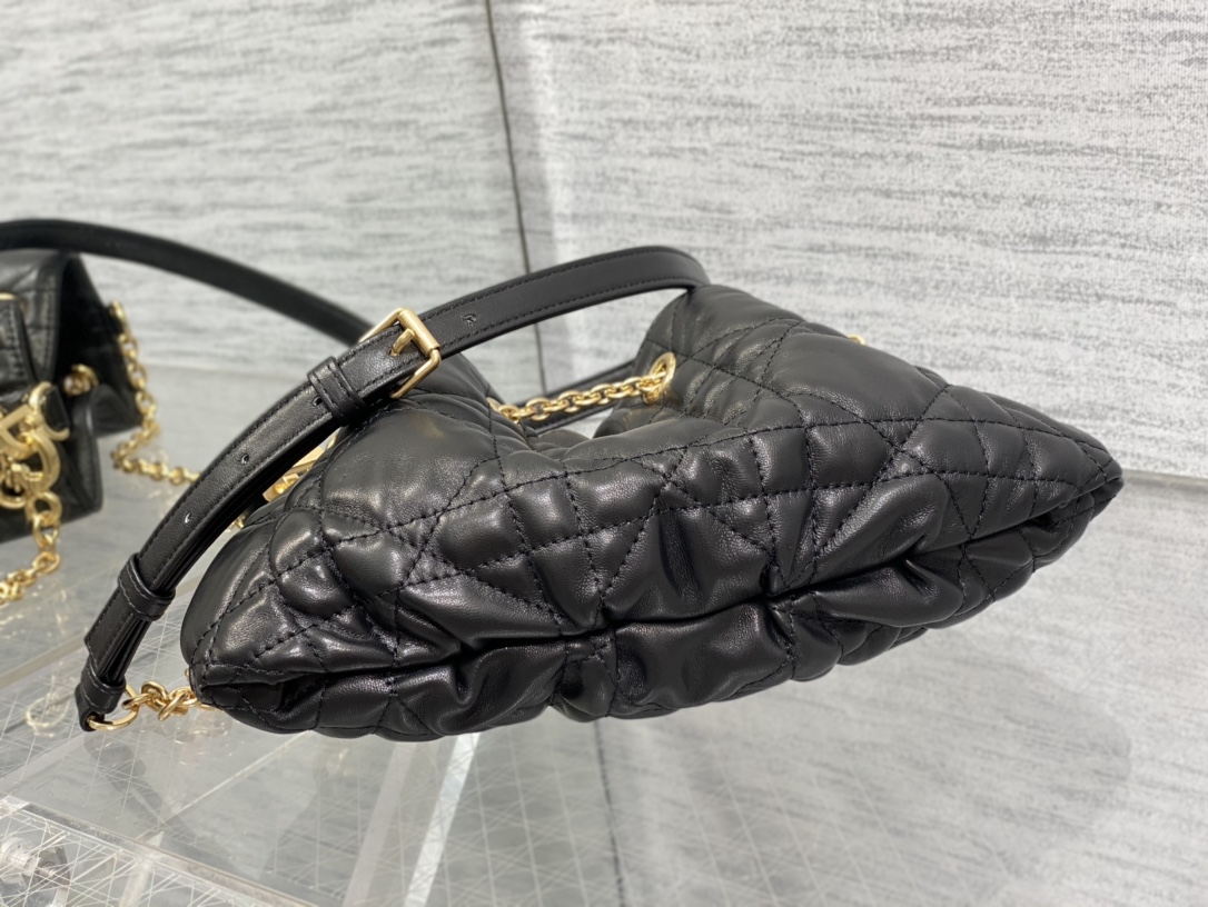 di0r D*or ammi bag-27 * 15 * 12cm