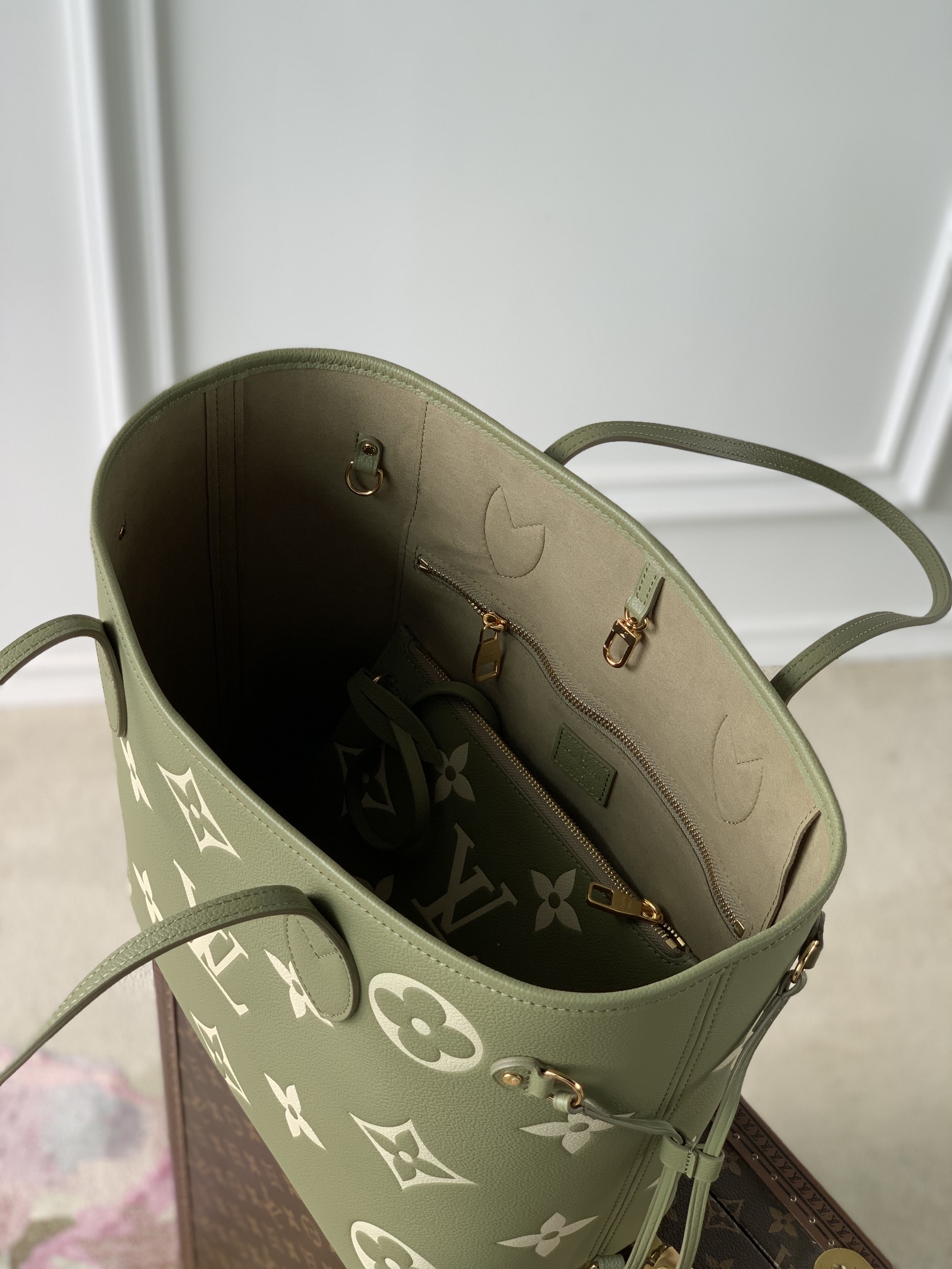 l0*is V*t0n neverfull m46102-32*29*17cm